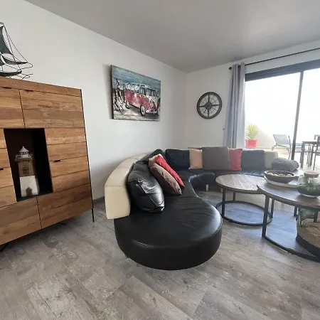 Maison Renovee 4 Pieces Au Coeur De St Pierre D'oleron Avec Terrasse, Proche Commerces, 6 Couchages - Fr-1-246a-137 *