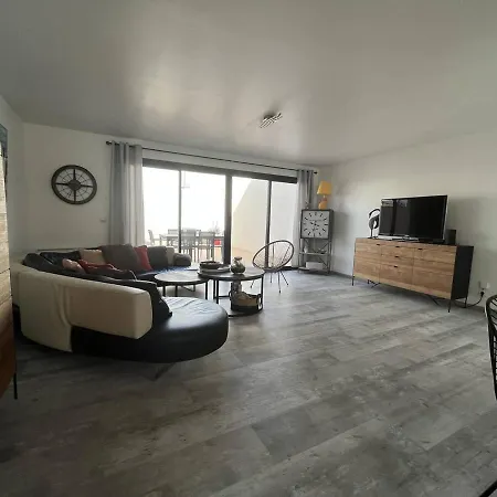 Holiday home Maison Renovee 4 Pieces Au Coeur De St Pierre D'oleron Avec Terrasse, Proche Commerces, 6 Couchages - Fr-1-246a-137 *