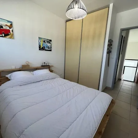 Prázdninový dům Maison Renovee 4 Pieces Au Coeur De St Pierre D'oleron Avec Terrasse, Proche Commerces, 6 Couchages - Fr-1-246a-137 *
